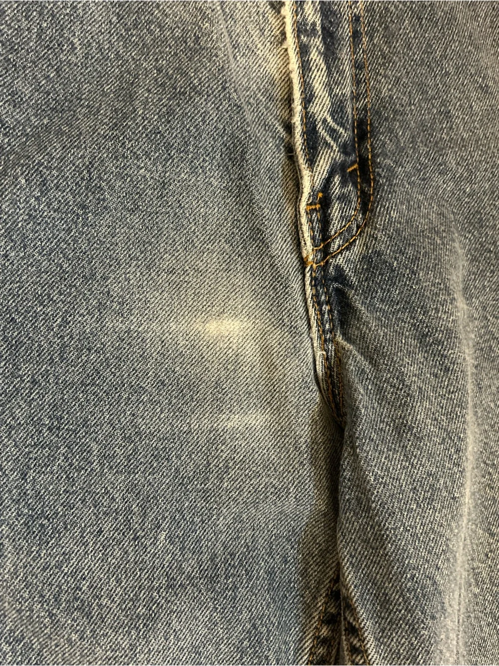 Levi's 550 Relaxed Fit Tapered Light Wash Jeans Men's Size 42x32 100% Cotton